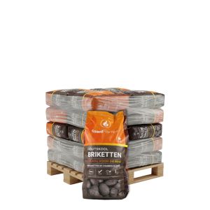 18 x 10kg Giant Flames houtskool briketten Vooraanzicht